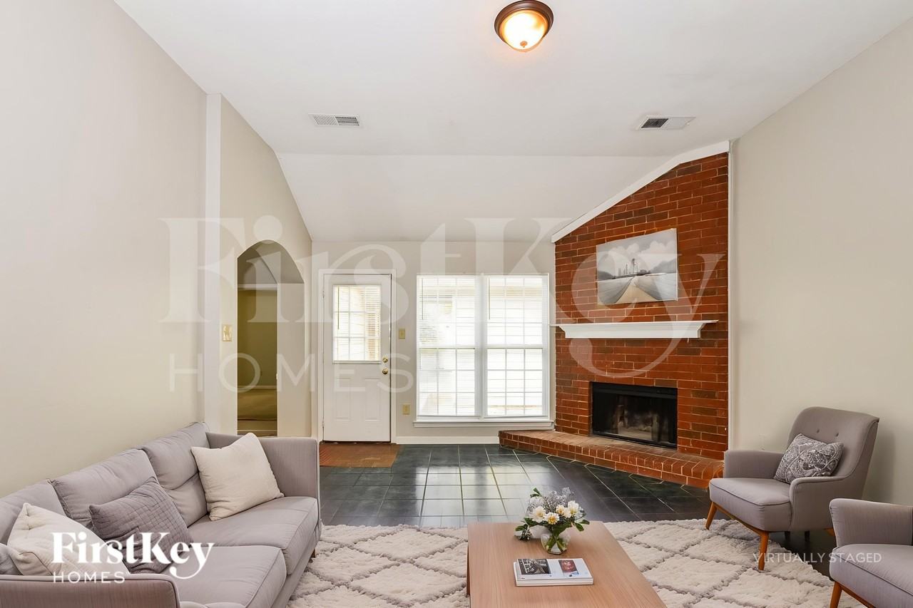 5367 Bare Oak Dr - Photo 3 of 19