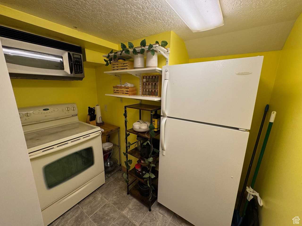 260 E 1000 N #2 - Photo 4 of 10