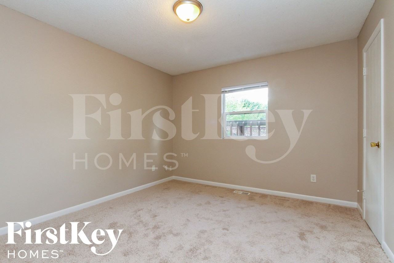 3602 Ivory Way - Photo 6 of 15