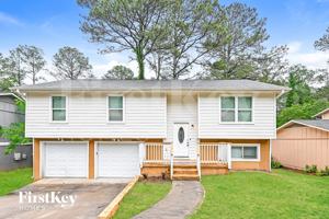 featured image of 2432 Northbrook Rd