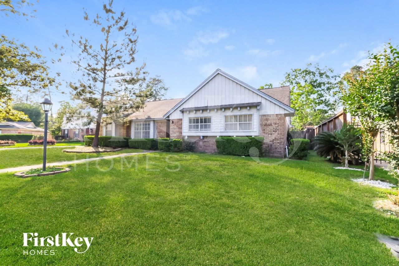 222 Magic Oaks Dr - Photo 2 of 19