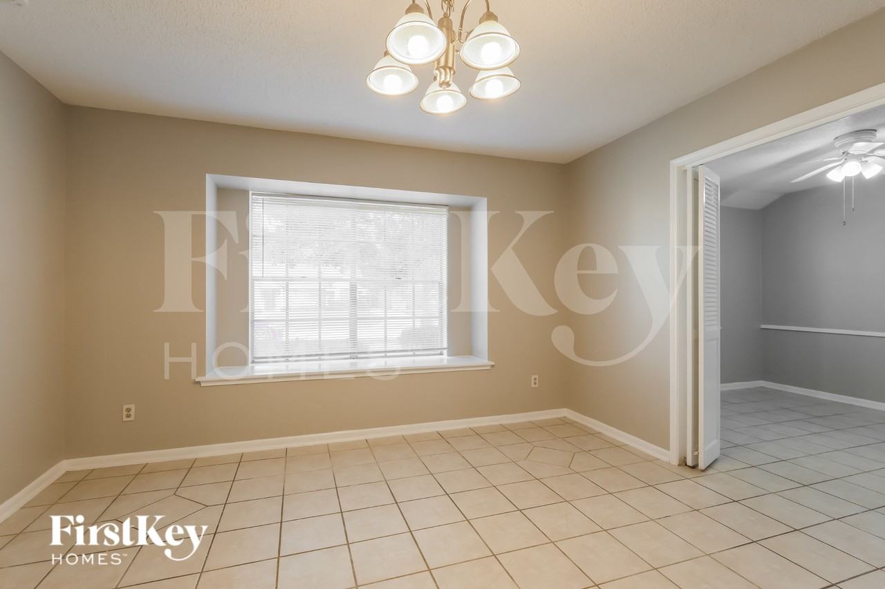 222 Magic Oaks Dr - Photo 7 of 19