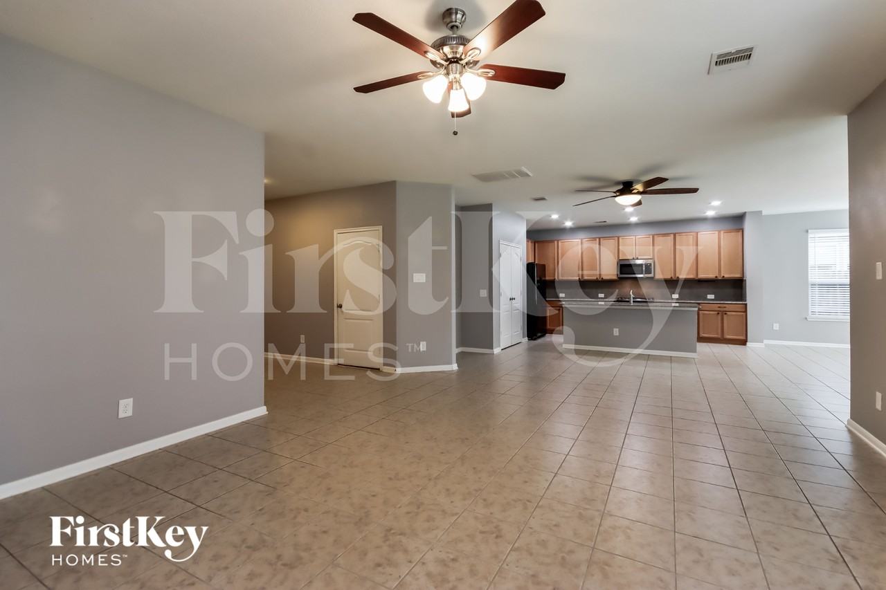 2023 Elkington Cir - Photo 4 of 15