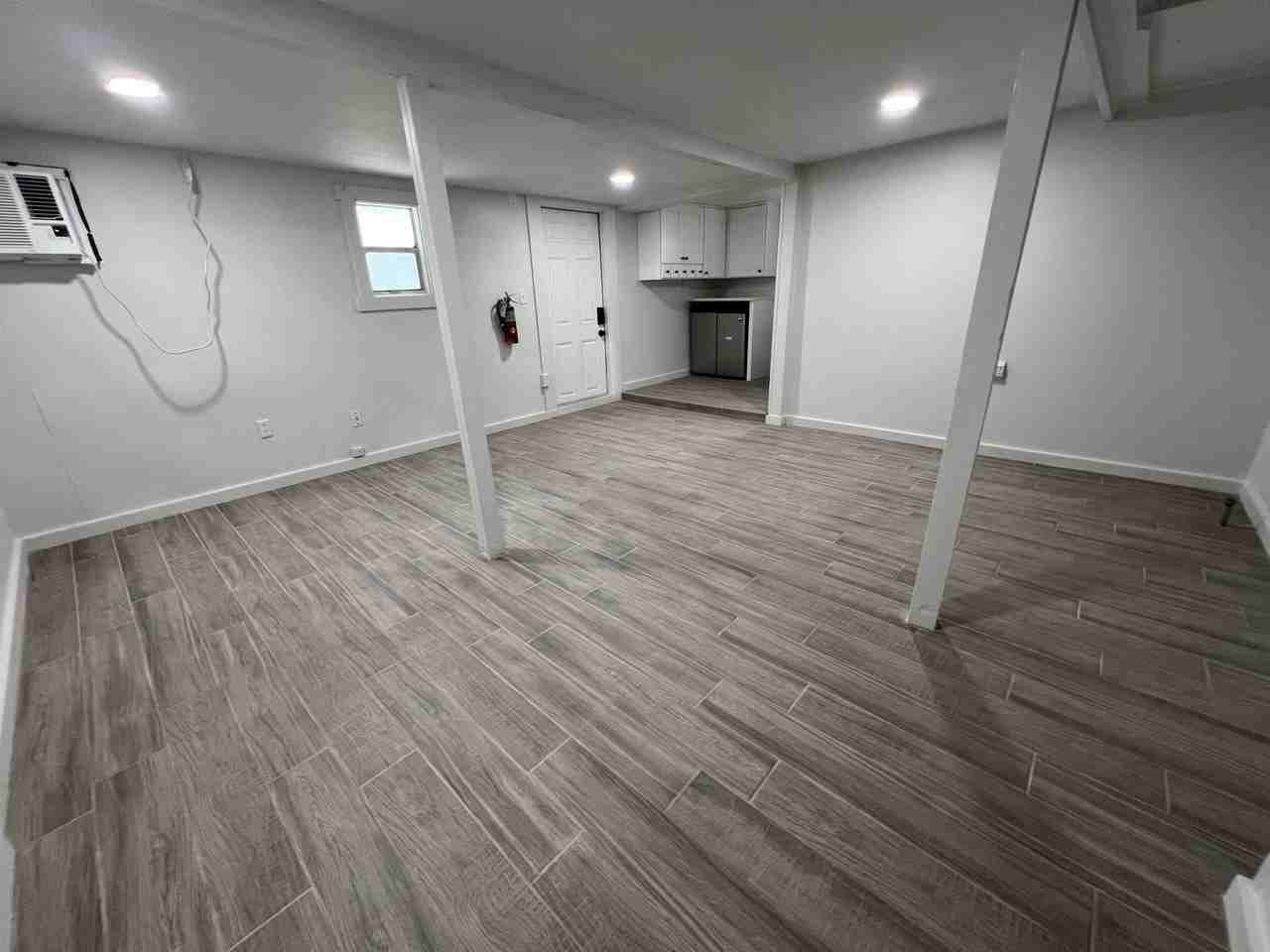 611 East Plymouth Avenue2 #2 - Photo 4 of 9