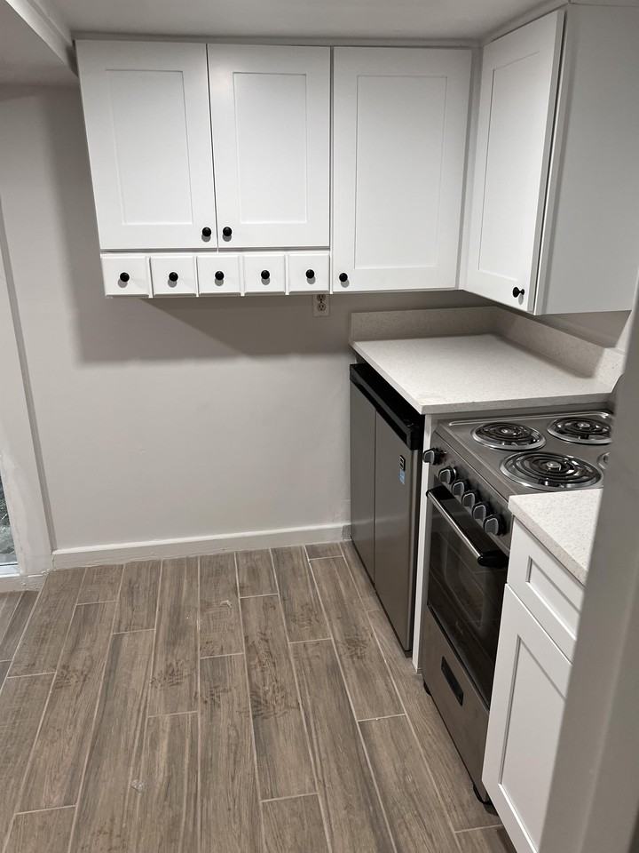 611 East Plymouth Avenue2 #2 - Photo 6 of 9