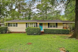 featured image of 4263 Forest Park Dr