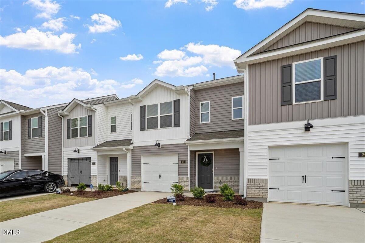 24 Red Clover Dr - Photo 3 of 38