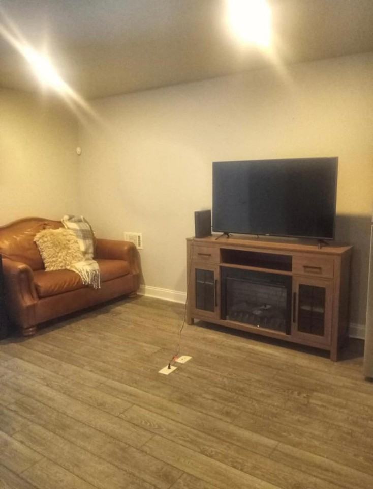 405 Thomas Chase Ct #LOFT - Photo 5 of 11