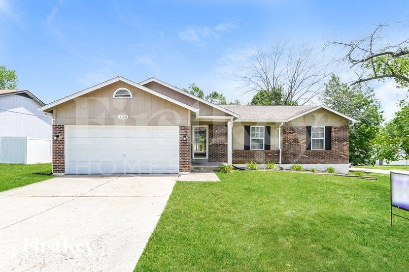 11610 Helenoak Dr