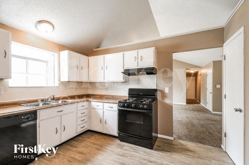 11610 Helenoak Dr - Photo 6 of 16