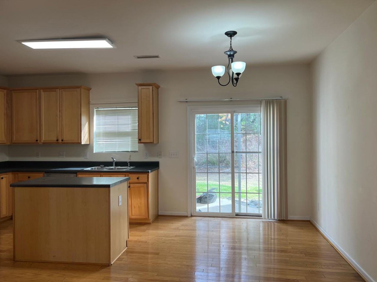 1725 Tw Alexander Dr #105 - Photo 7 of 40