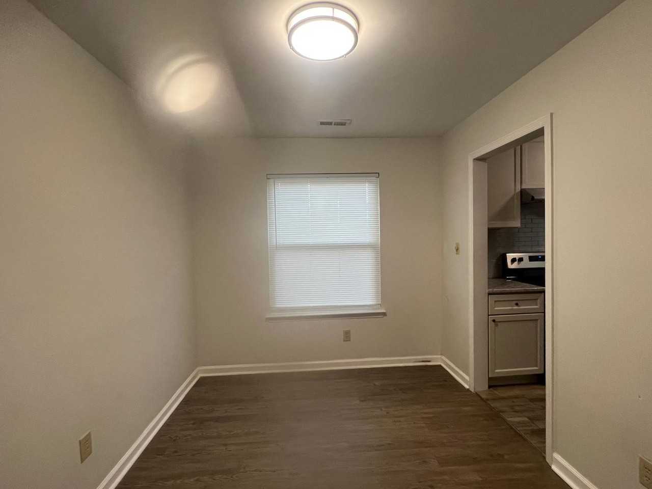 247 Palace Dr - Photo 2 of 46