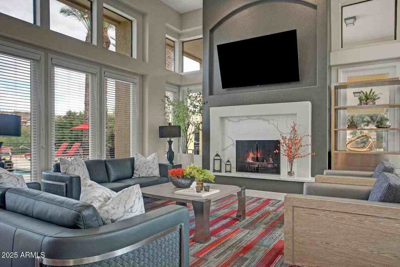 1550 E Thunderbird Rd #3 - Photo 7 of 10