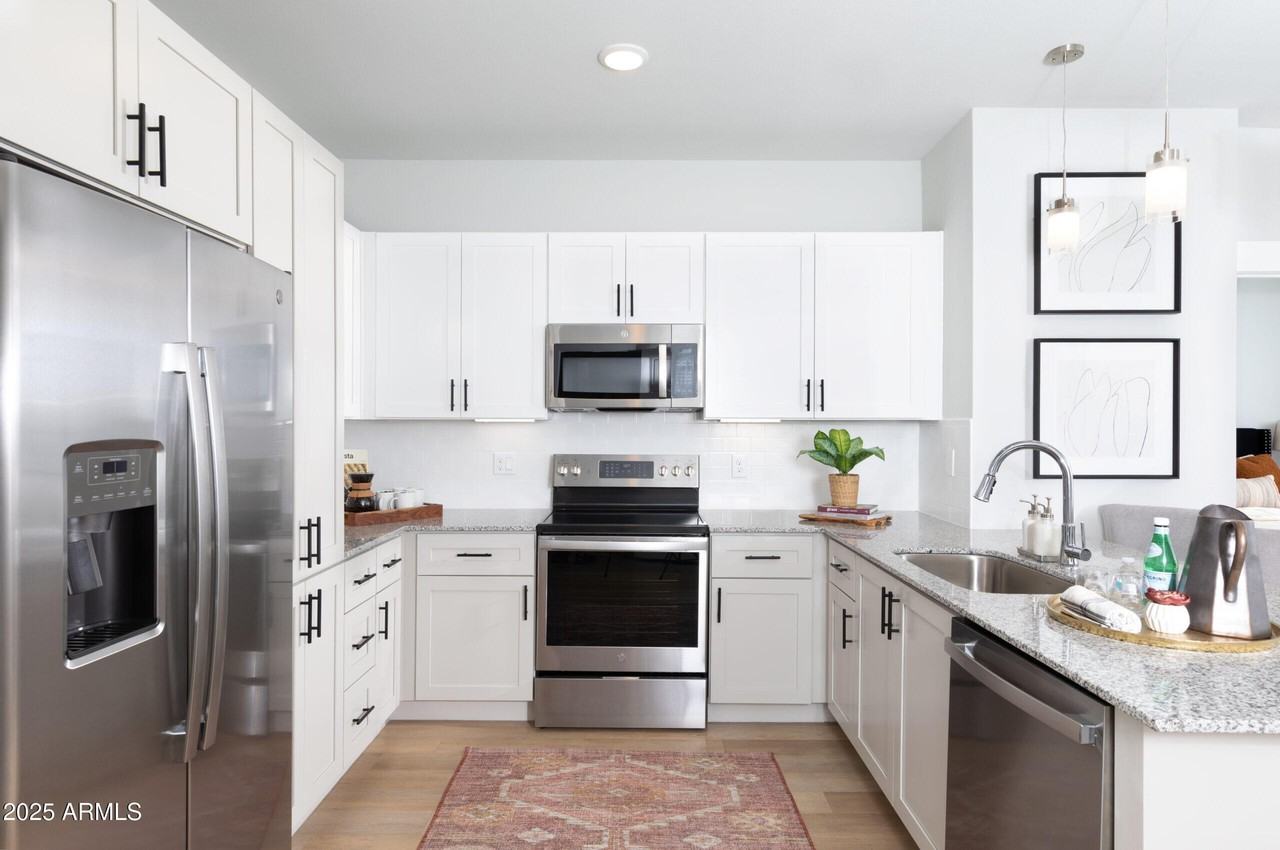 4755 E Southern Ave #B1 - Photo 5 of 15