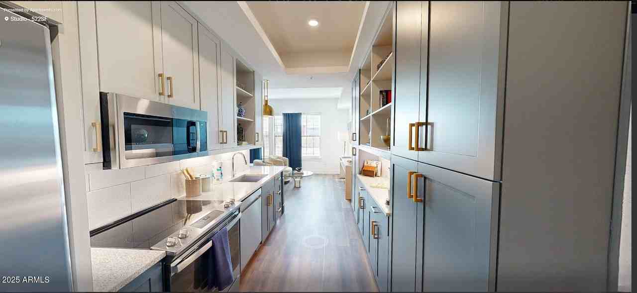 98 S River Dr #S2 - Photo 2 of 14