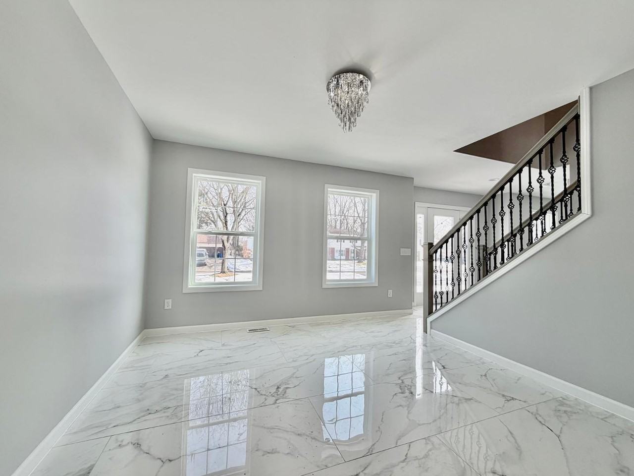 3945 Imperial Blvd - Photo 7 of 43