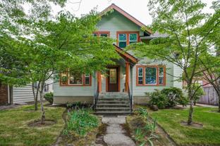 1045 5th St Ne #4 - Photo 1 of 1