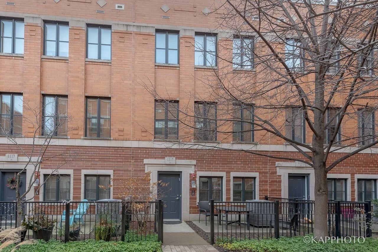 1117 W Monroe St - Photo 3 of 27