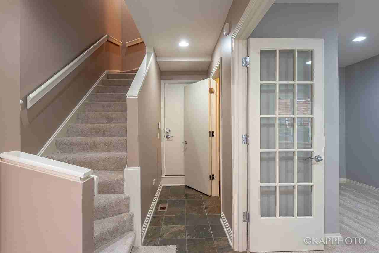 1117 W Monroe St - Photo 7 of 27