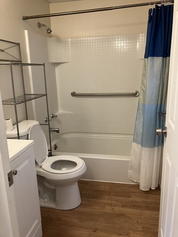 87 1/2 Waterford St #C - Photo 2 of 5