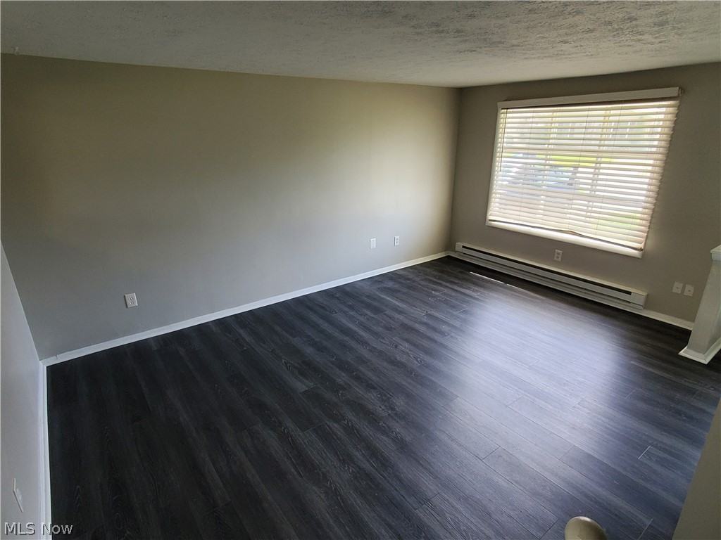 35134 Spruce St - Photo 5 of 15