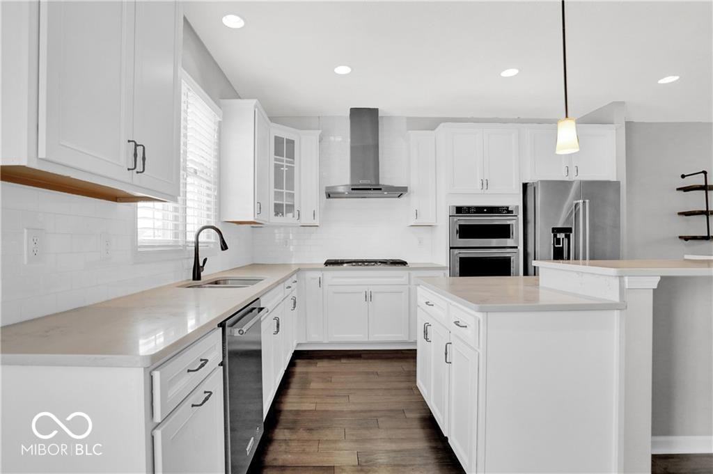 12771 Apsley Ln - Photo 6 of 44