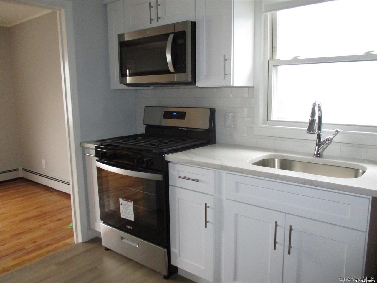 107 Mitchell Ave - Photo 3 of 15