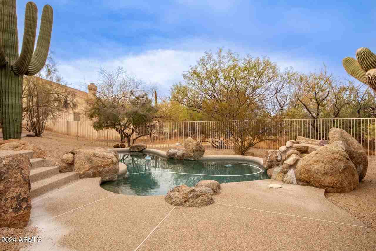 7150 E Morning Vista Ln - Photo 4 of 45