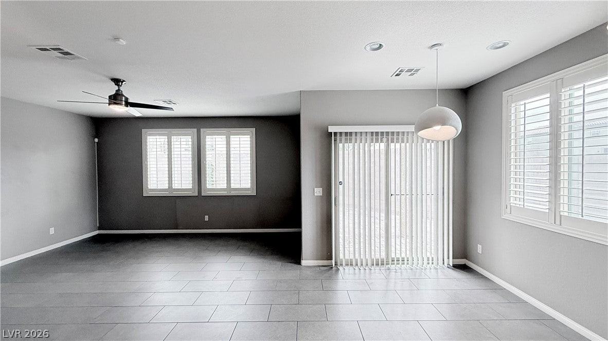 6489 Malibu Lagoon Ct - Photo 5 of 21