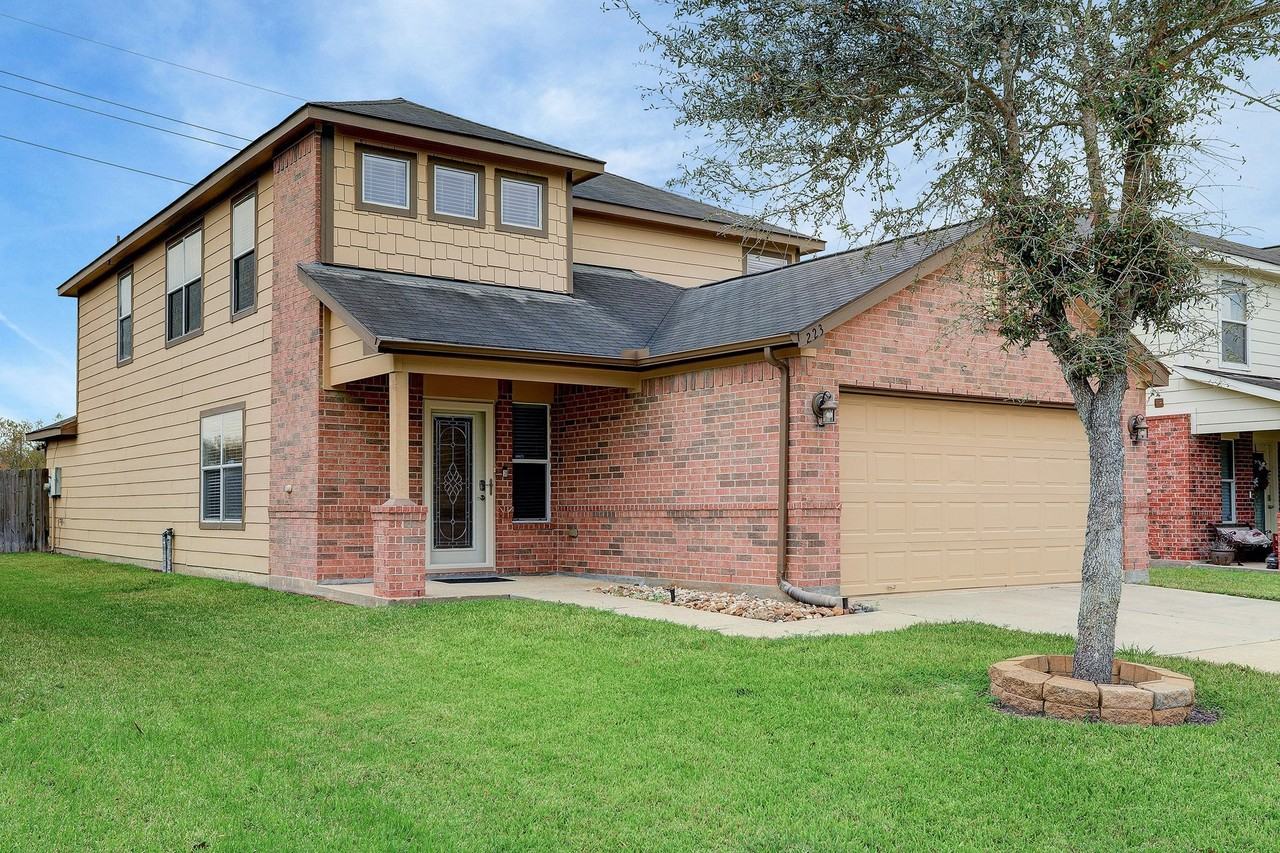 223 Sunset Colony Dr - Photo 3 of 45