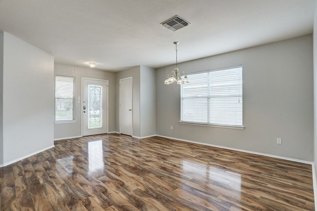 223 Sunset Colony Dr - Photo 6 of 45