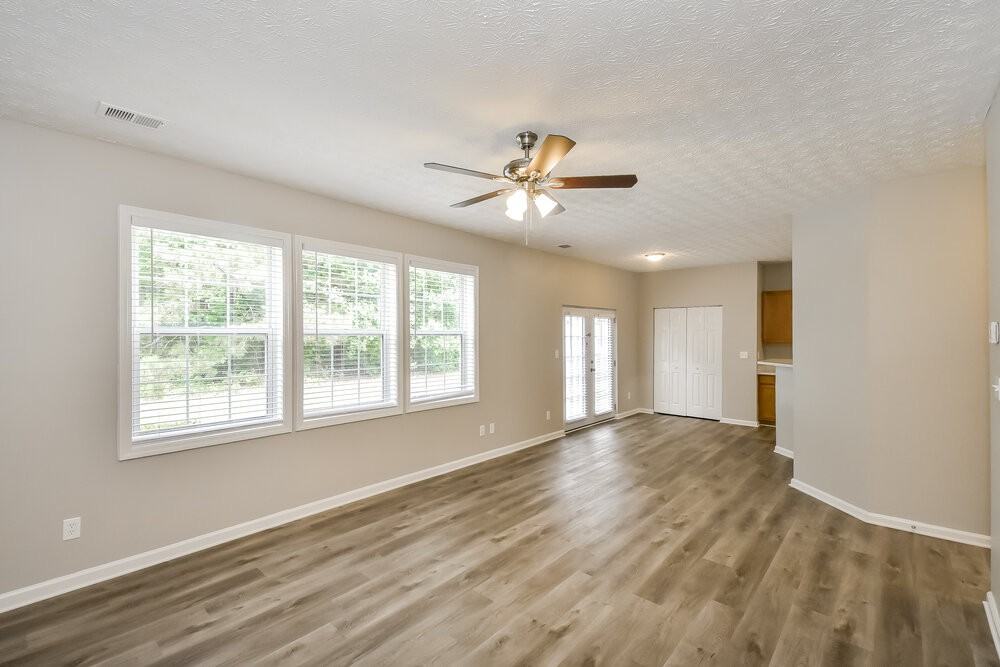 7050 Silver Bend Overlook - Photo 5 of 17