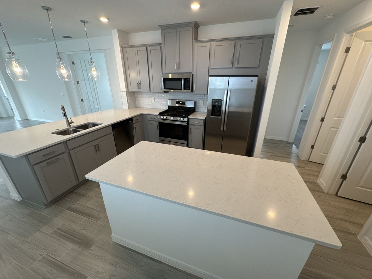 994 Teal Creek Dr #1 - Photo 4 of 50