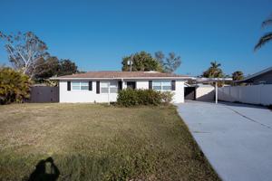featured image of 6671 Fiesta Way #1