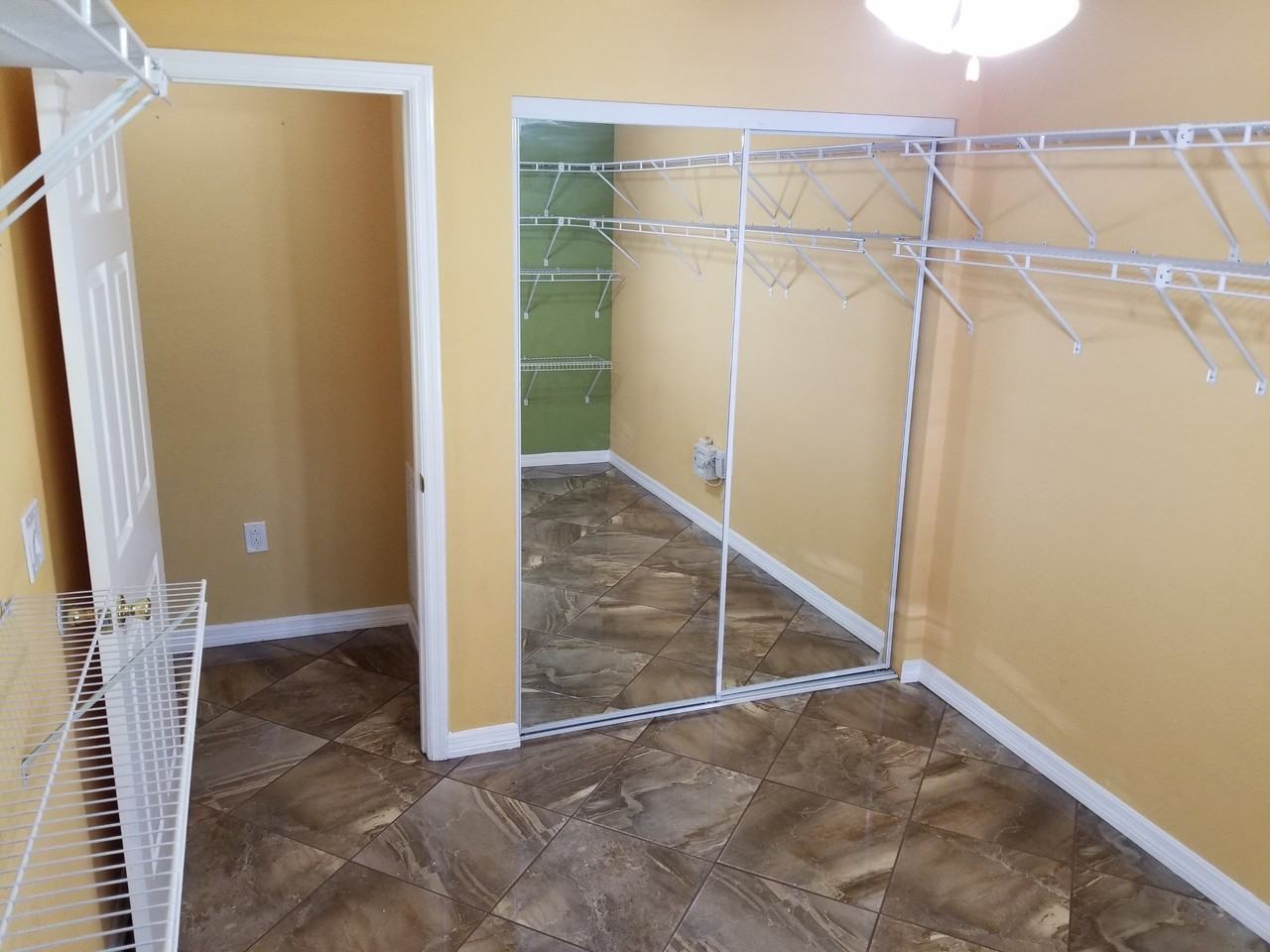 4713 4th Ave E #1 - Photo 7 of 50