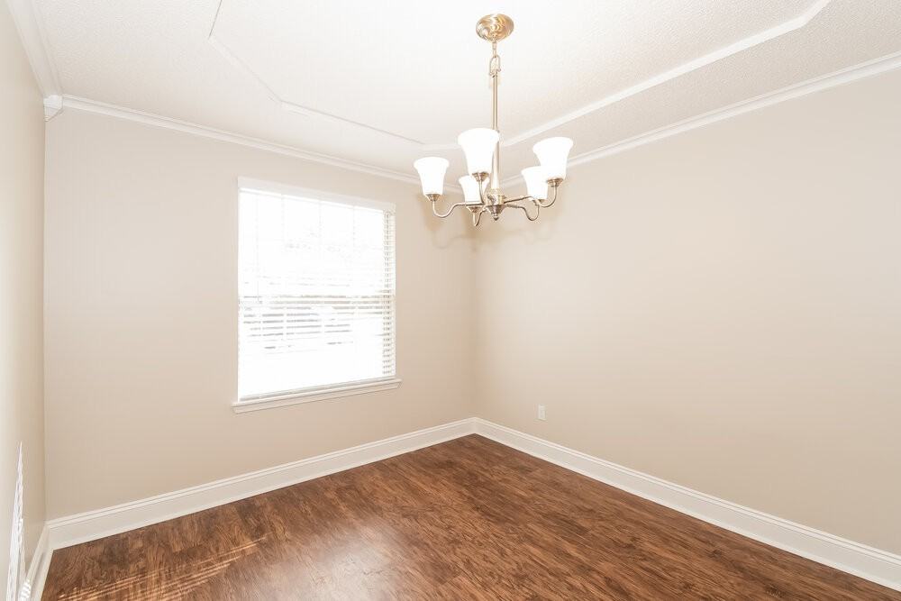 606 Charles Pinckney St - Photo 4 of 15