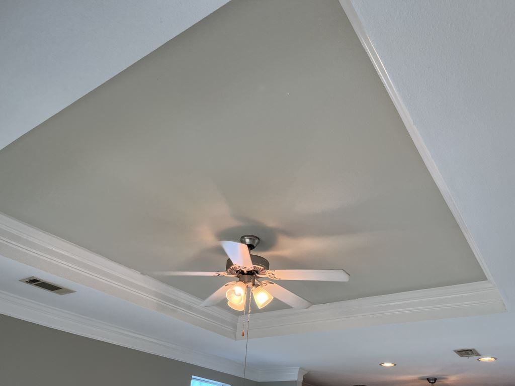 3008 Hanson Ave - Photo 6 of 25