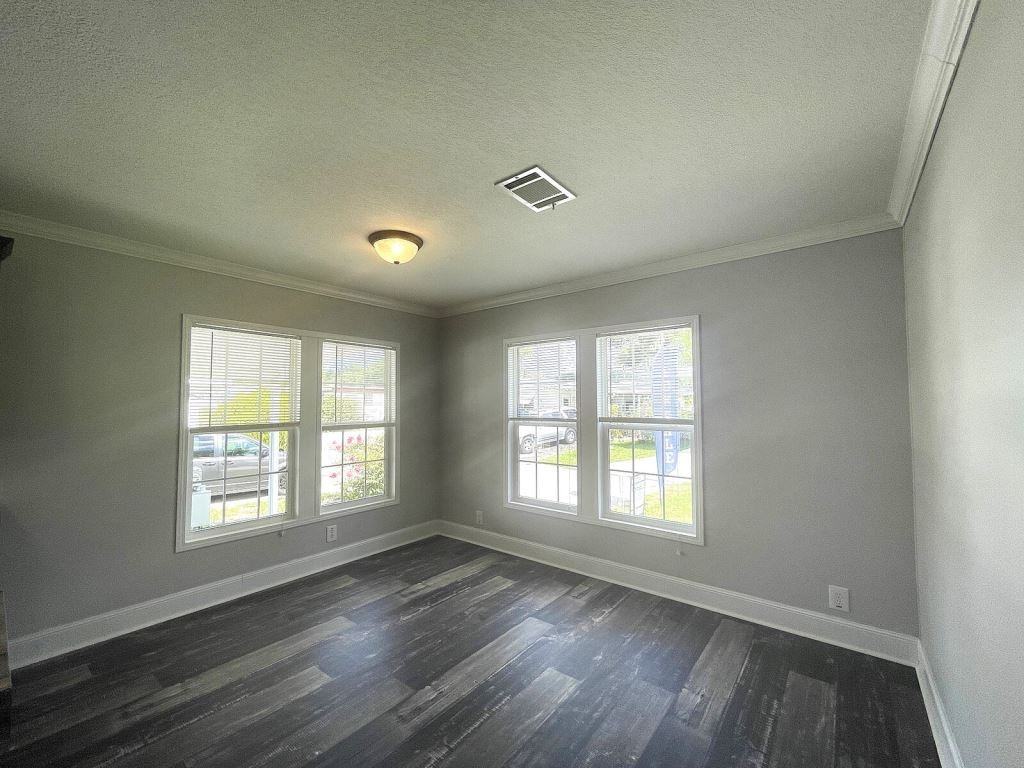 36116 Plum Ave - Photo 4 of 33