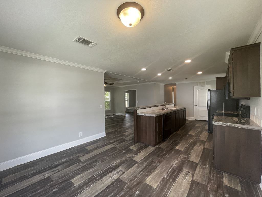 36116 Plum Ave - Photo 6 of 33