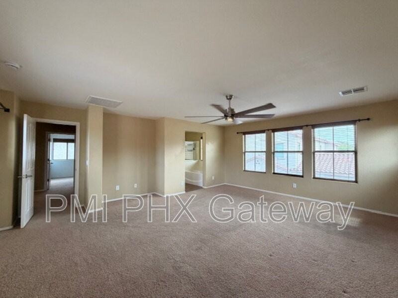 3339 E Tulsa St - Photo 7 of 16