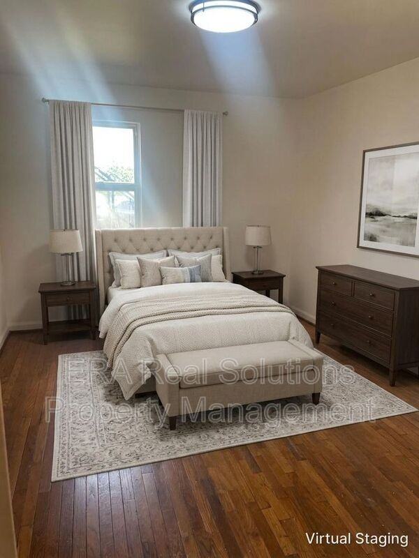 345 Mayfair Blvd - Photo 2 of 8