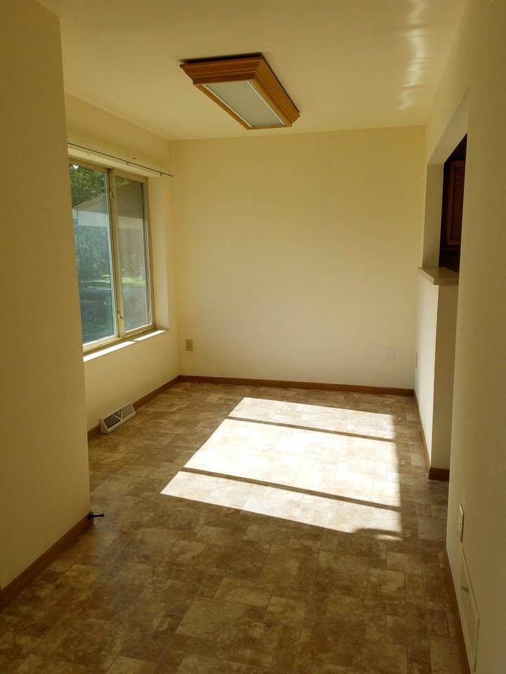 5212 Paulson Rd #1 - Photo 3 of 14