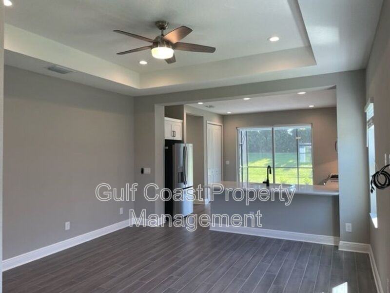 2620 Star Apple Way - Photo 2 of 18