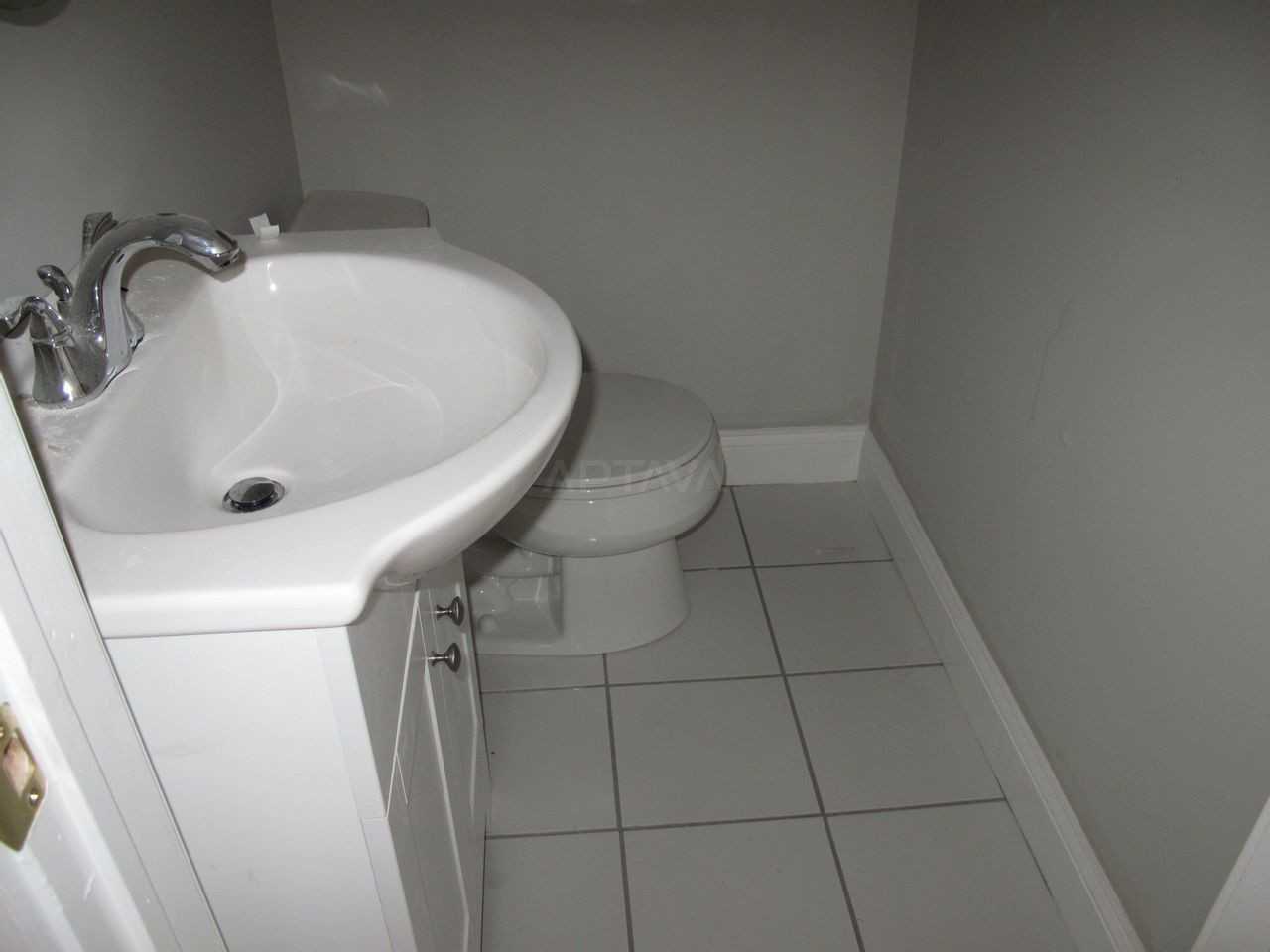 211 Elm St #1 - Photo 3 of 7