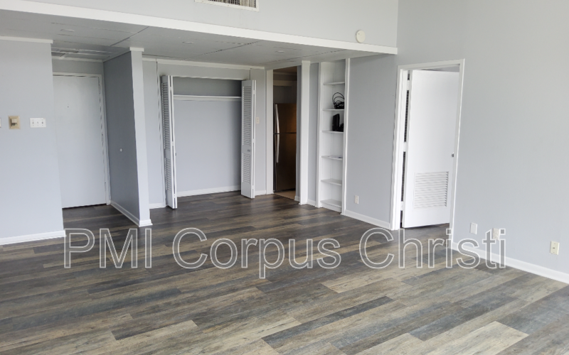 4600 Ocean Dr #903 - Photo 4 of 20