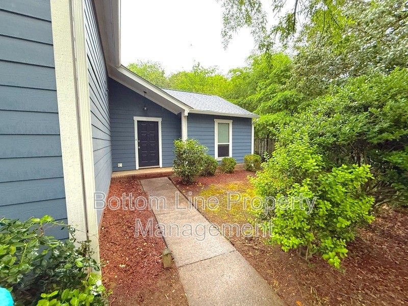 11824 Larkridge Ct - Photo 2 of 23