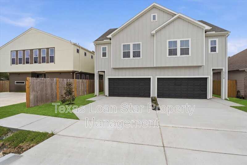 4354 Clover St #A - Photo 2 of 29