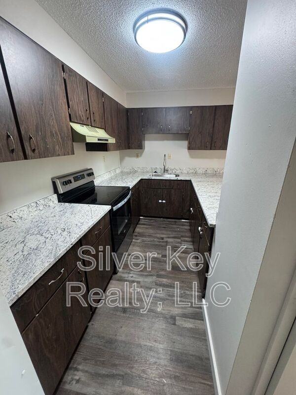 114 Old Athens Pike #2F - Photo 3 of 11