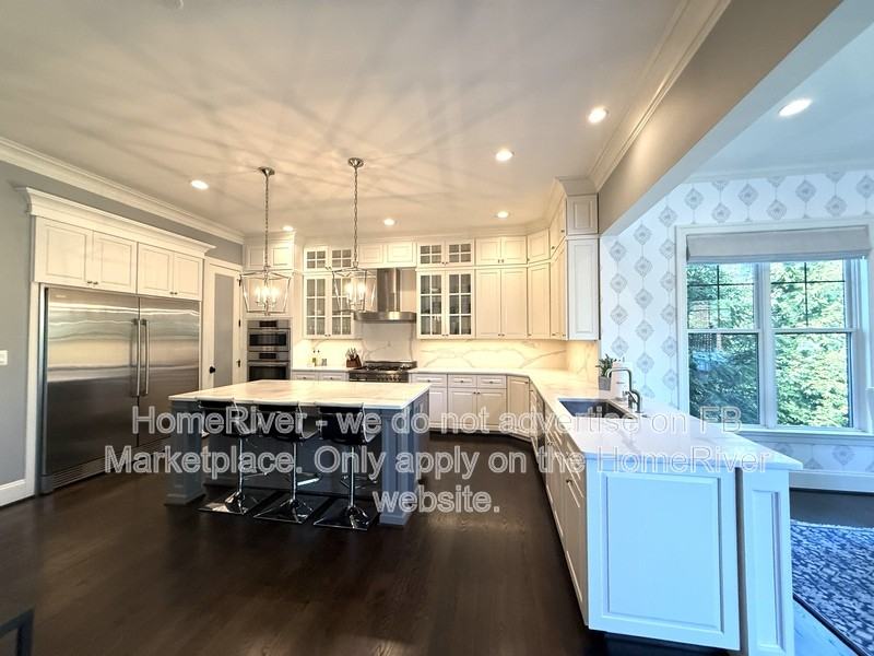 1701 Bradmore Ct - Photo 4 of 28