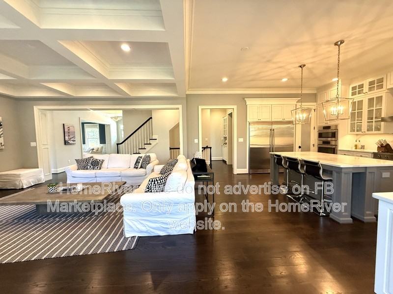 1701 Bradmore Ct - Photo 5 of 28